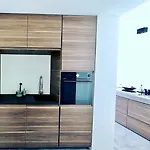 Casa Pavone * 카로비그노